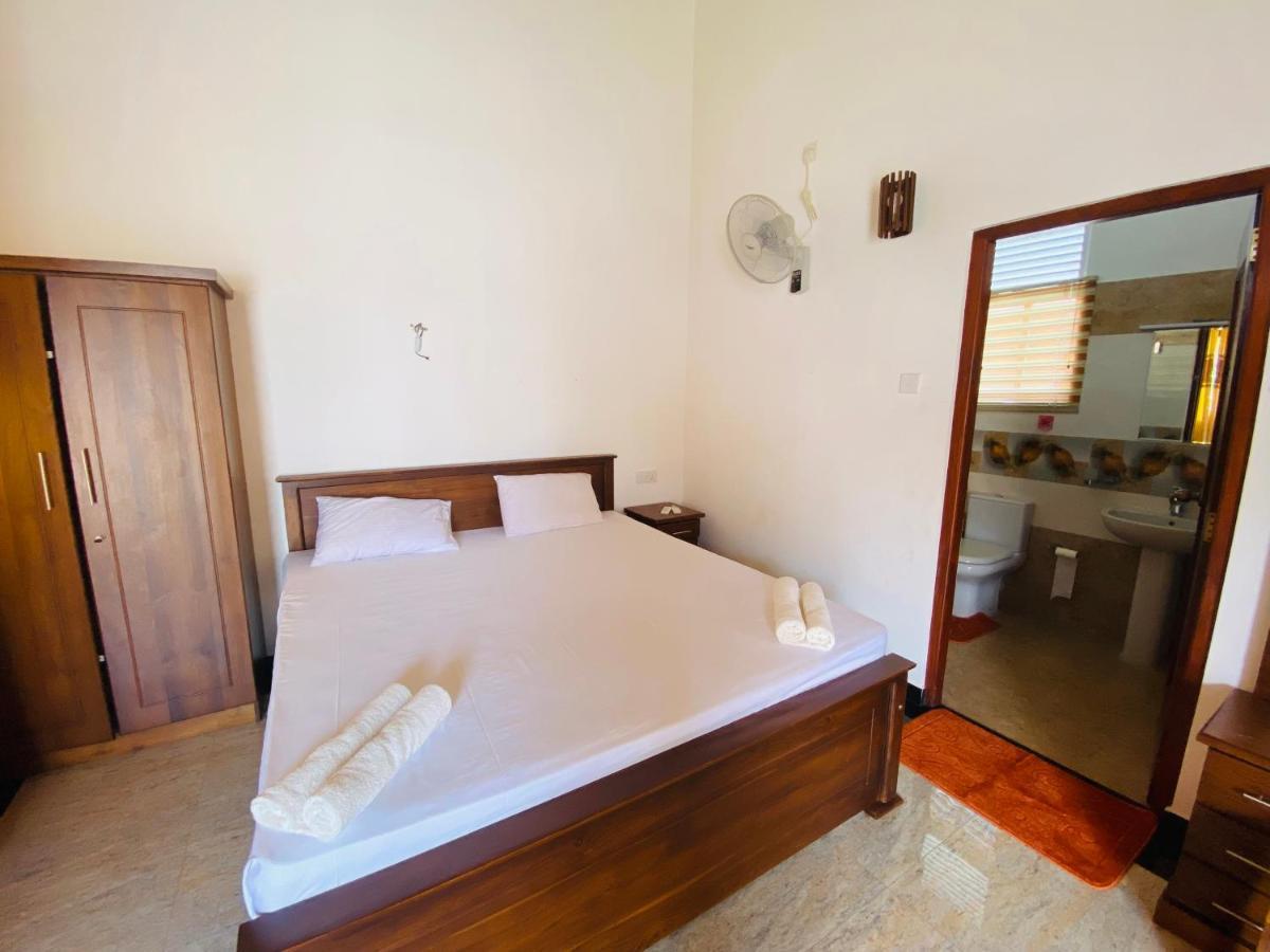 The Kingslayer Resort Negombo Luaran gambar