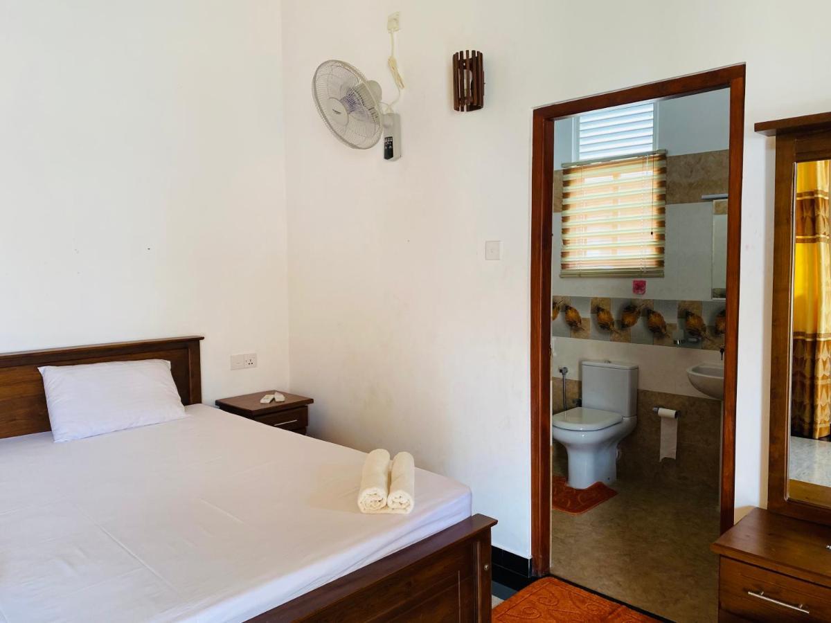 The Kingslayer Resort Negombo Luaran gambar