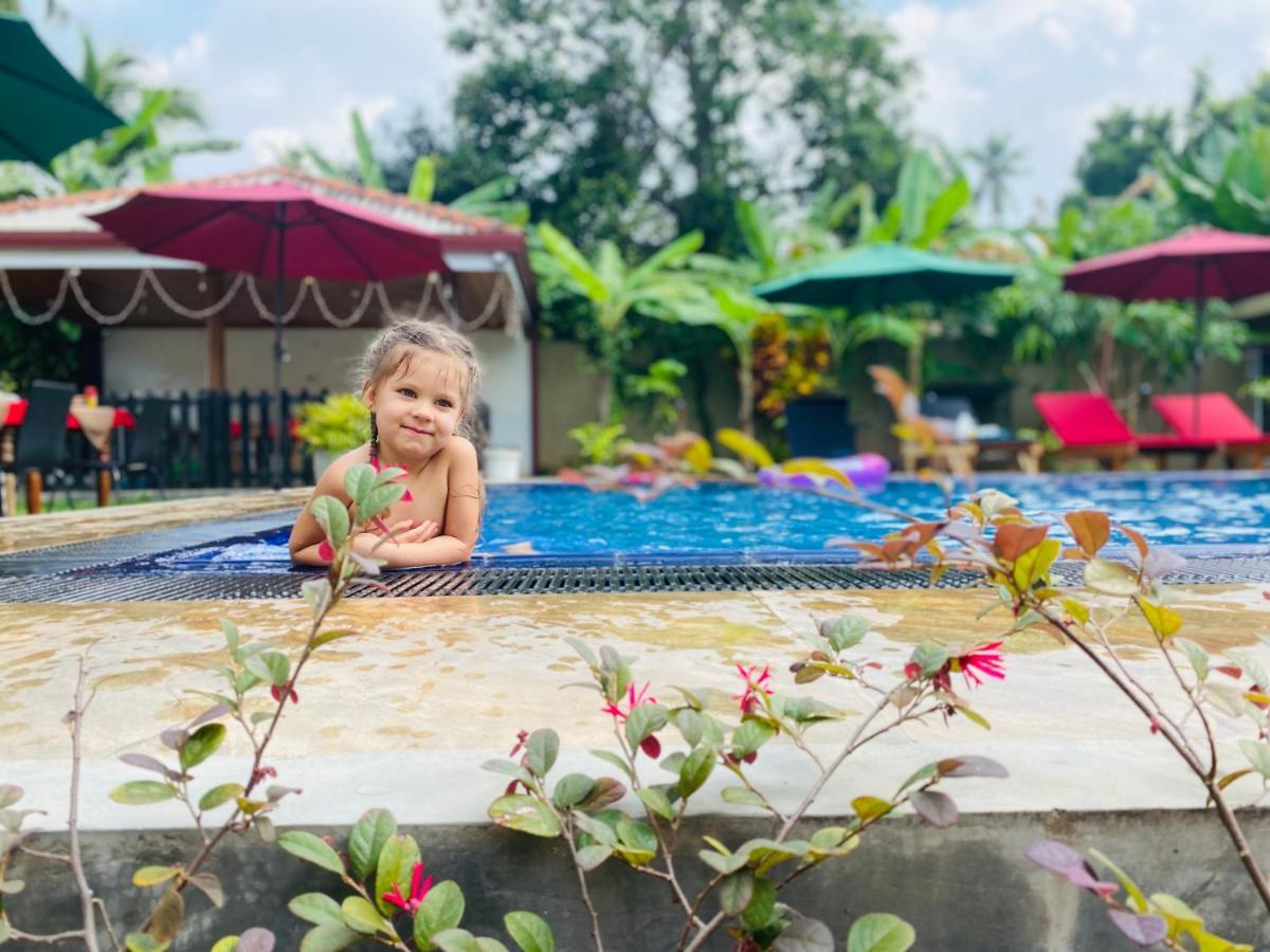 The Kingslayer Resort Negombo Luaran gambar
