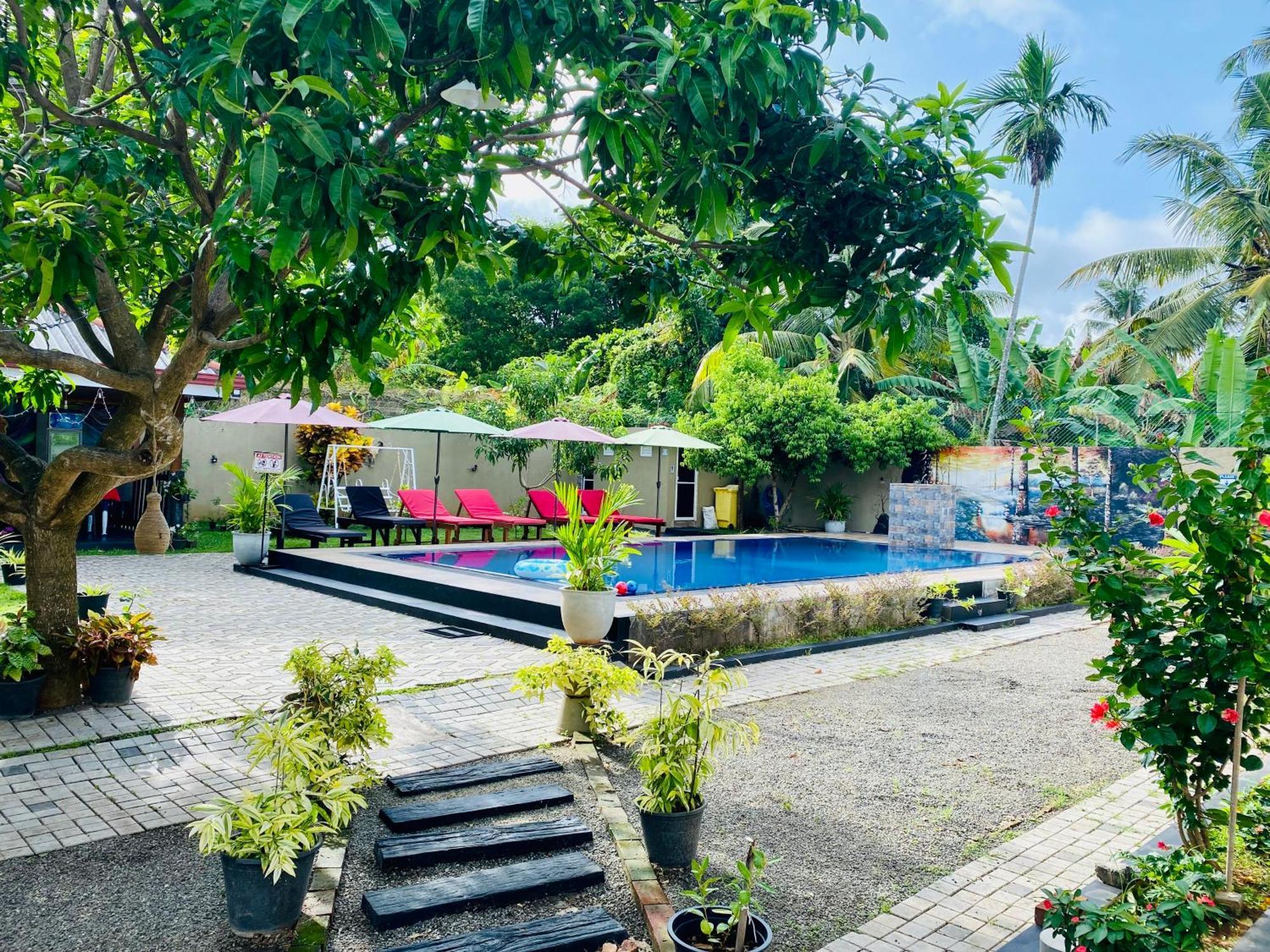 The Kingslayer Resort Negombo Luaran gambar